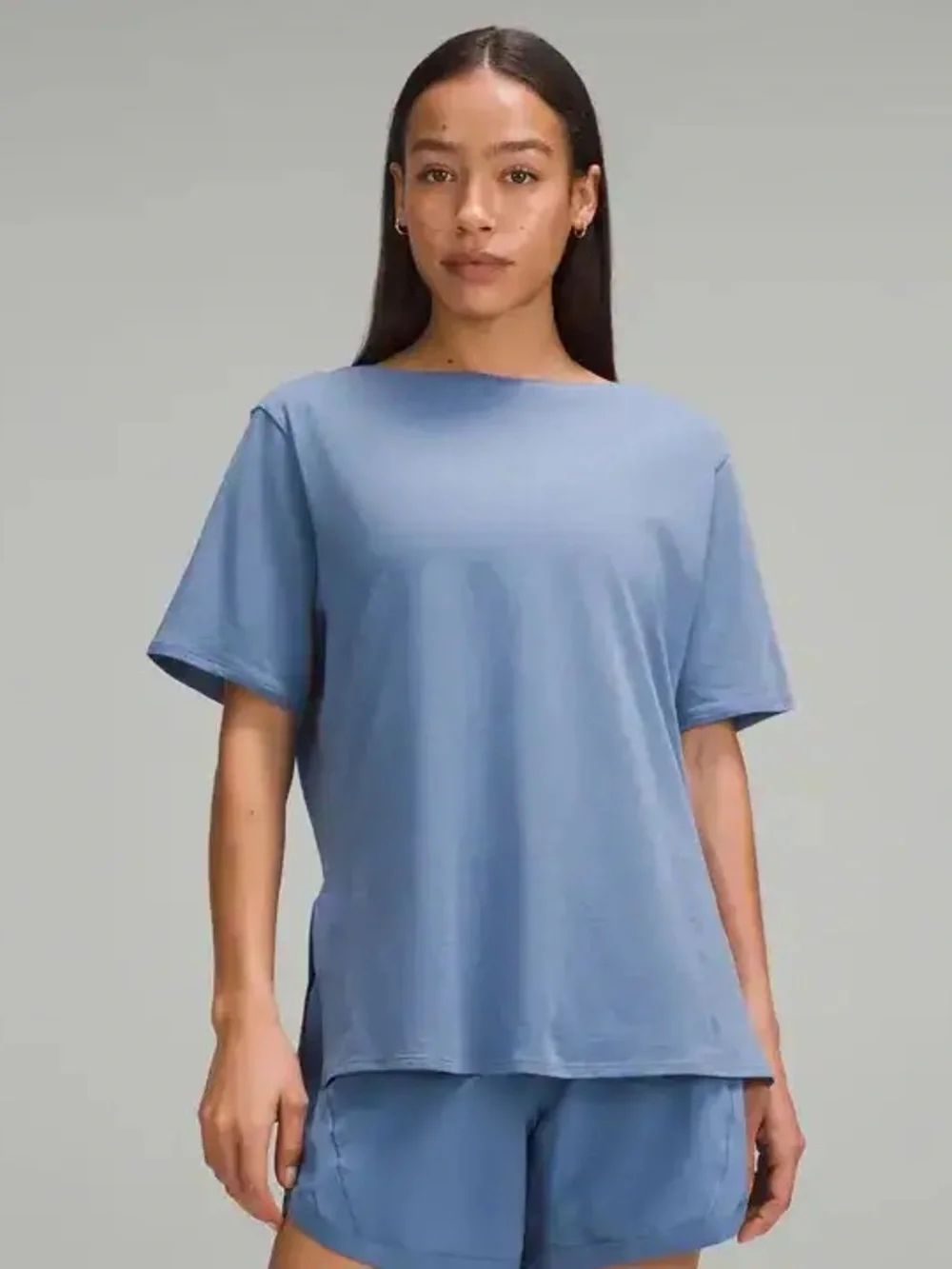 Lululemon Relaxed-Fit Boat Neck Women’s T-Shirt in Oasis Blue Size Medium Active